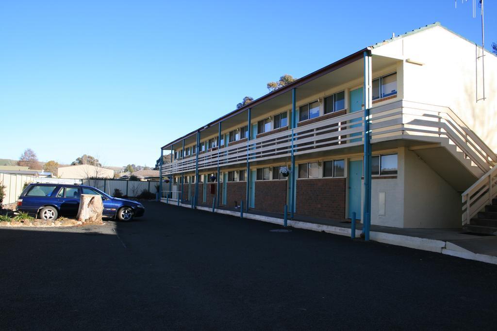 Blayney Leumeah Motel Esterno foto