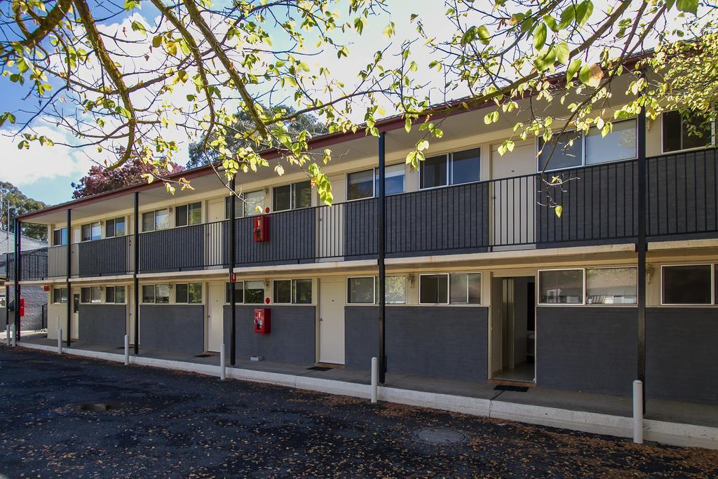 Blayney Leumeah Motel Esterno foto